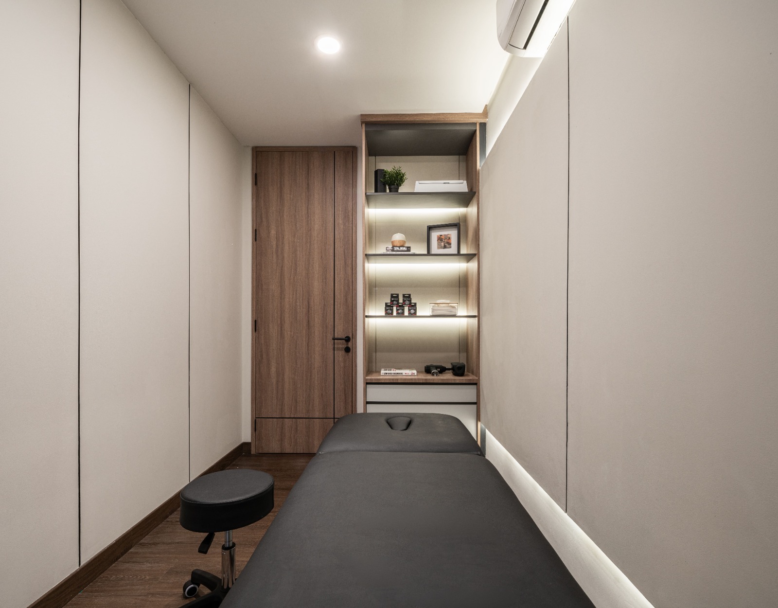 Interior Reviver PIK 2