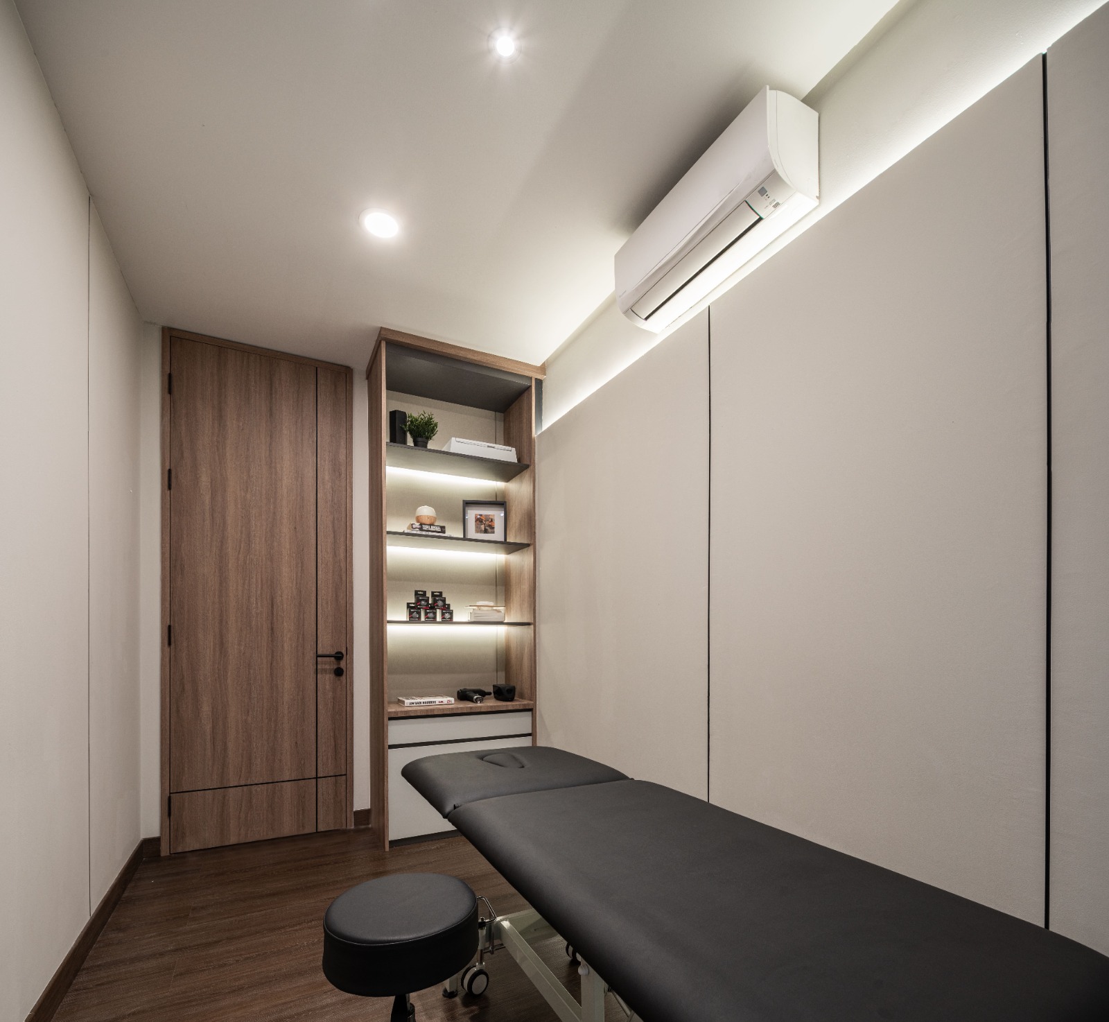 Interior Reviver PIK 2