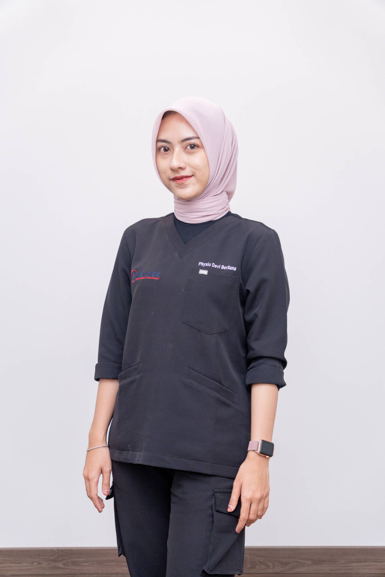 Devi Berliana S.Ftr., Ftr